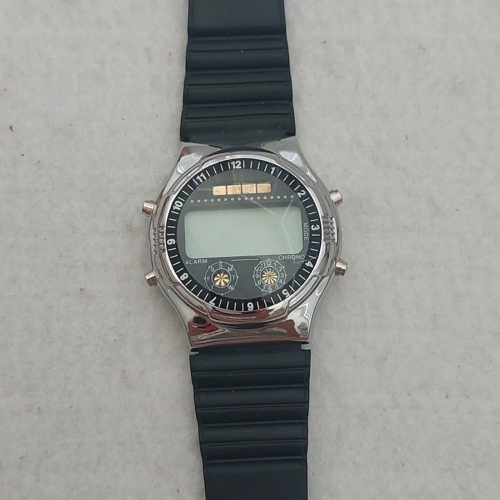 HANIG & CO. Chrome Digital Black and Silver Watch NIB